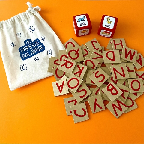 BOLSA DE LETRAS MOVILES CON CUBO